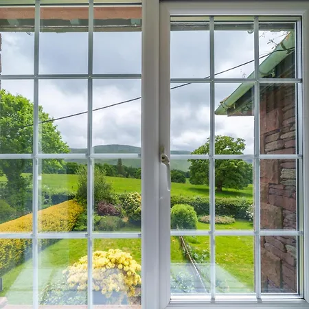 بيت للعطل 2 Gowbarrow ووتِرميلوك