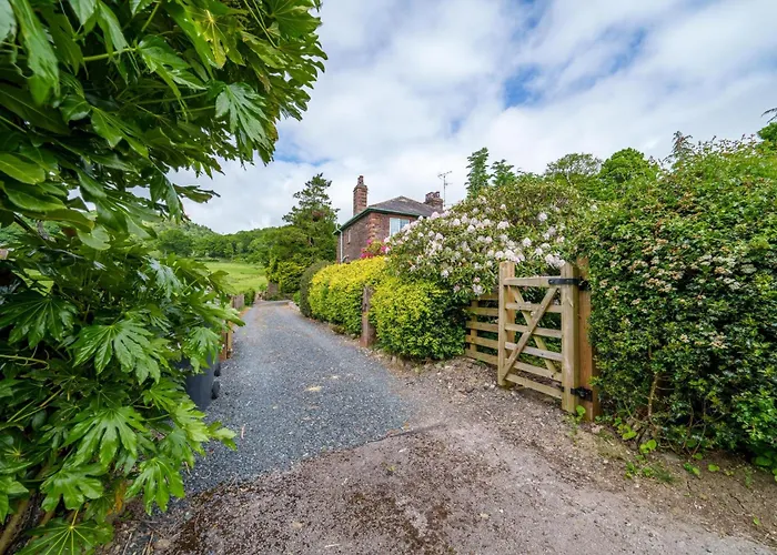 2 Gowbarrow Watermillock